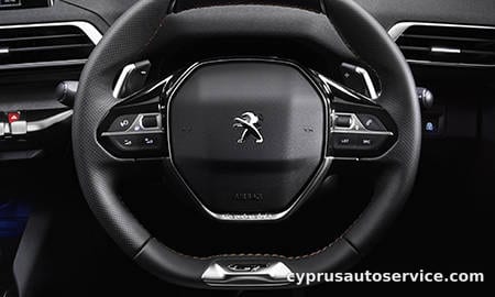 PEUGEOT 5008 GT BLUE HDI