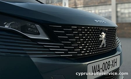 PEUGEOT 5008 GT BLUE HDI