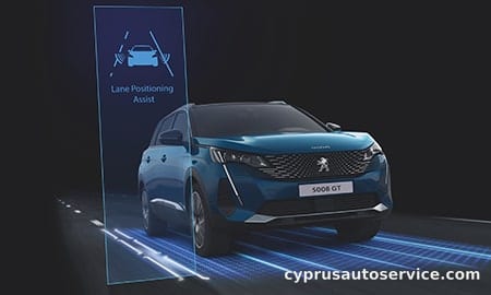 PEUGEOT 5008 GT BLUE HDI