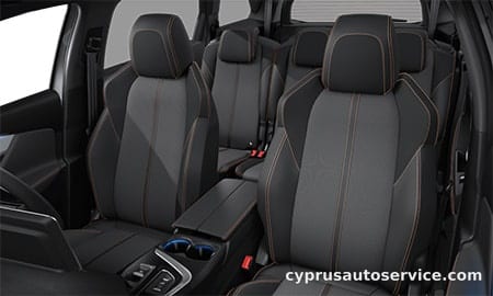 PEUGEOT 5008 GT BLUE HDI BLACK PACK